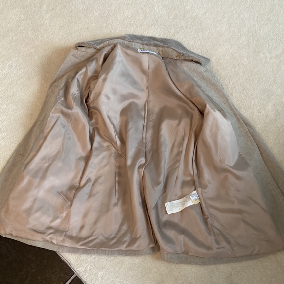 Bianca Blazer - Picture 10 of 11